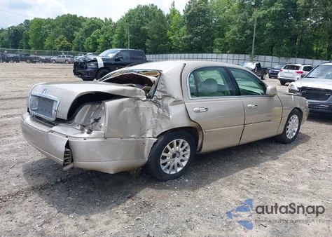2007 Lincoln Town Car Signature from USA, damaged, VIN 1LNHM81V57Y600505